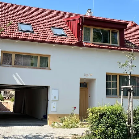 Vintage 2 Osoby, 30 M2, S Terasou Daire Mikulov